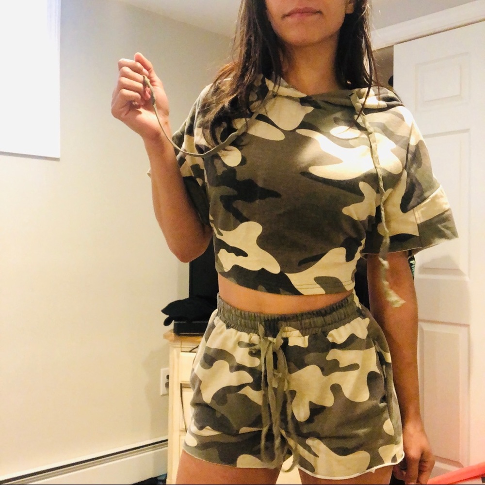 Fashion nova army set